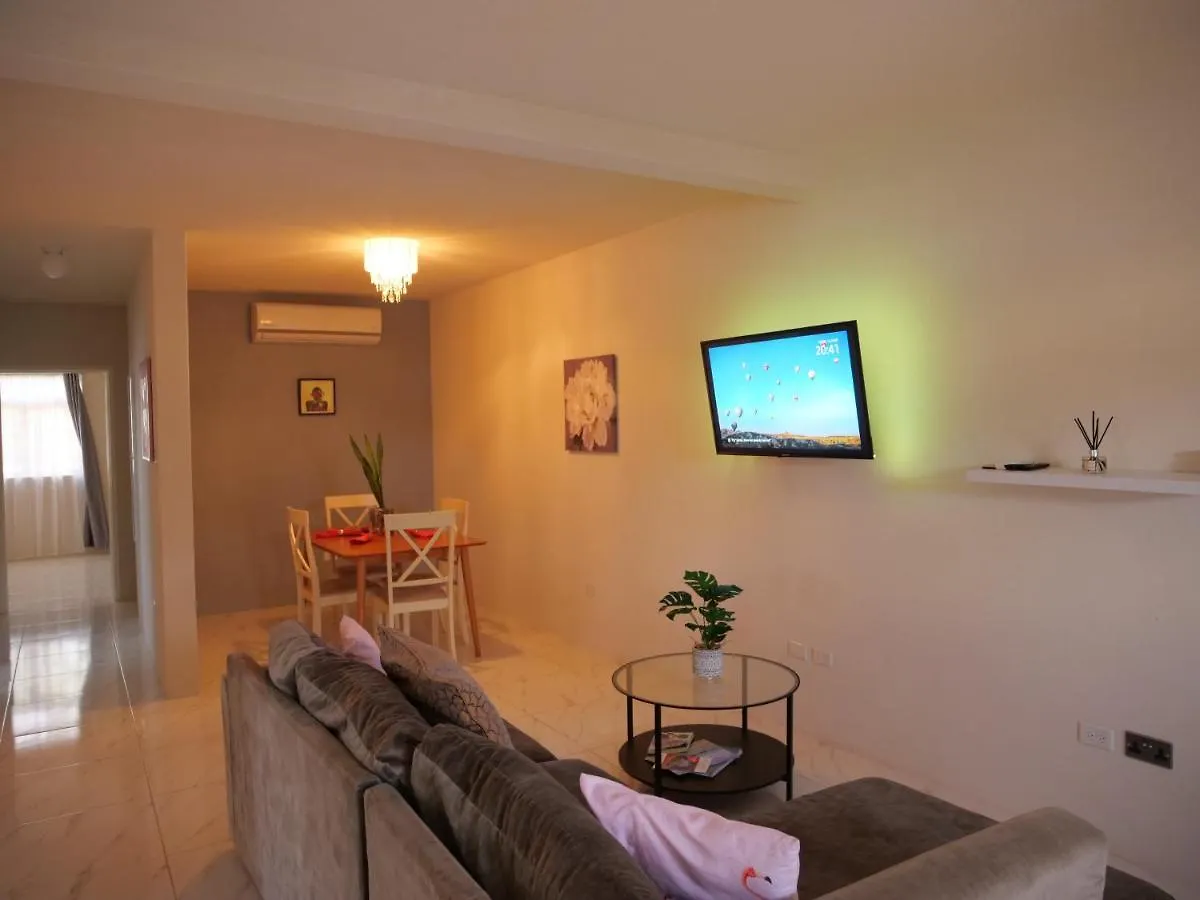 Wild Flower Boutique Apartments Christ Church