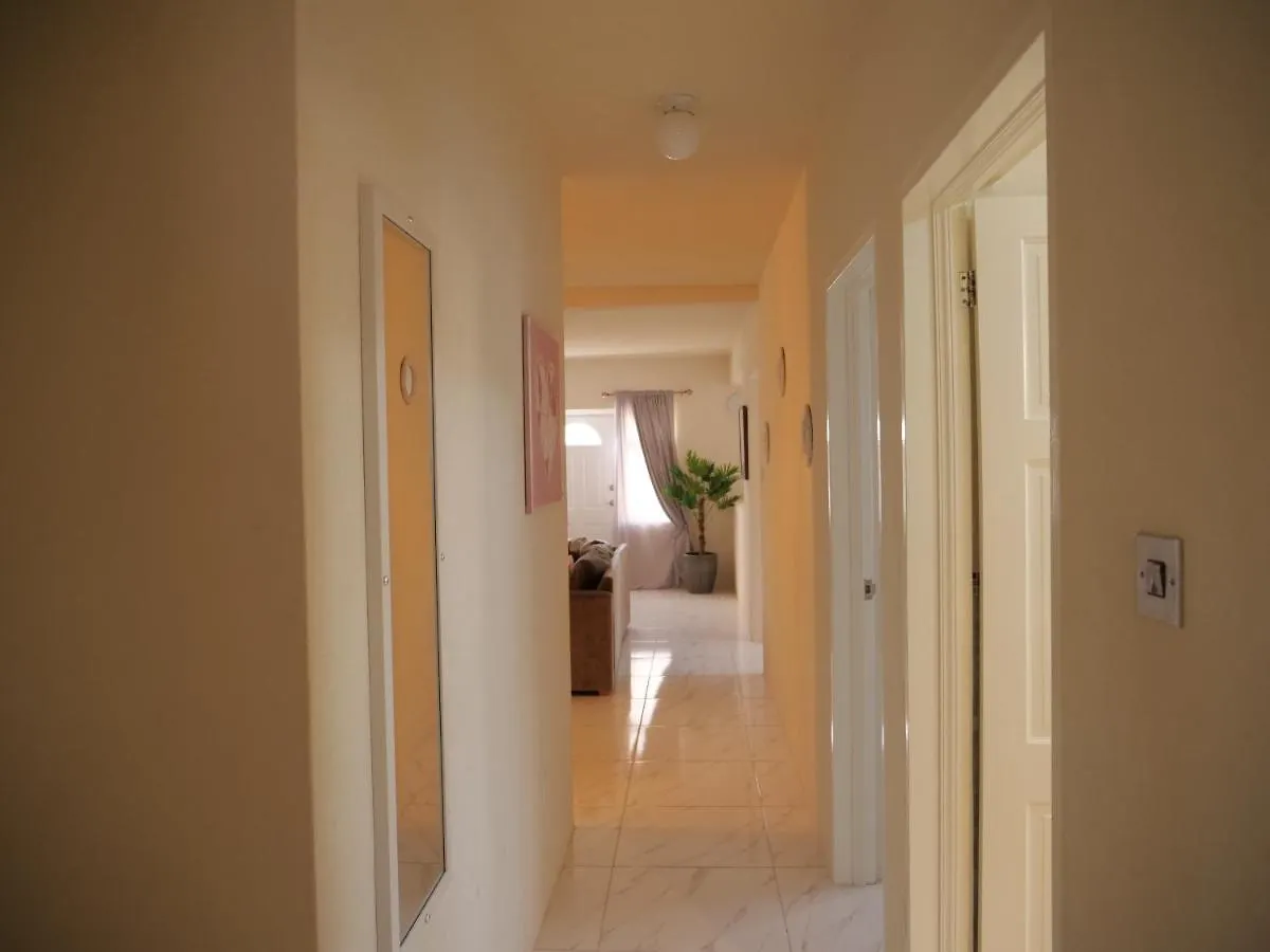 Wild Flower Boutique Apartments Christ Church